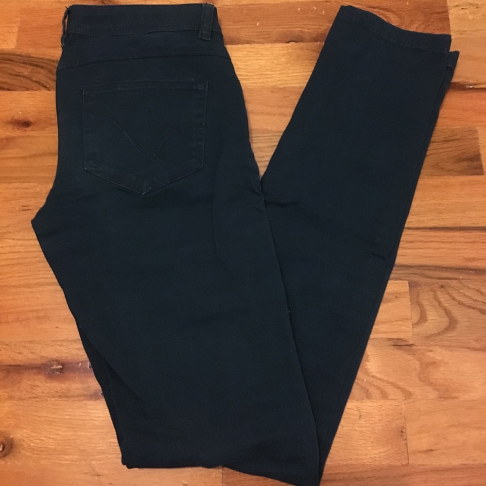 Jeans Only